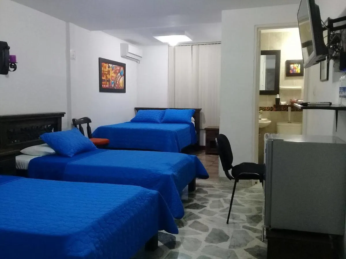 Hotel Boutique Casa Lomanti Cali 2*,